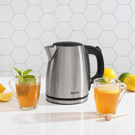Aroma Housewares 1.0L / 4 cup Stainless Steel Electric Kettle (AWK 267SB)