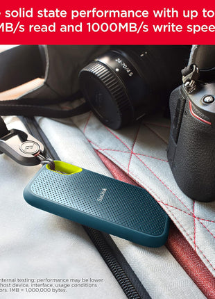 SANDISK 1TB Extreme Portable SSD (Old Model) - Up to 1050MB/s, USB-C, USB 3.2 Gen 2, IP65 Water and dust Resistance, Updated Firmware, Monterey - External Solid State Drive - SDSSDE61-1T00-G25M