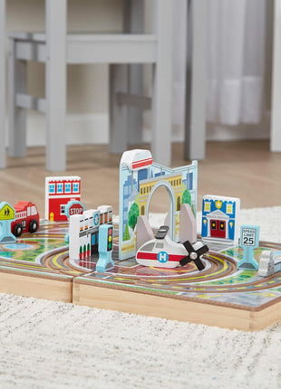 Melissa and Doug MD30141 Take-Along Town Play Set (18 Pieces)