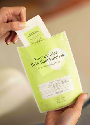 Your Bes-tea BHA Spot Patches, 45 Patches, 2 Sizes | Hydrocolloid pimple patches absorb impurities and help reduce the appearance of blemishes. Ultra-thin for discreet wear.