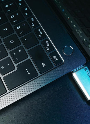 Verbatim 16GB Store'n' Go Secure Pro USB 3.0 Flash Drive with AES 256 Hardware Encryption - Silver