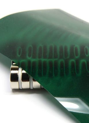 Green Magnetic Viewing Film 4x6 | Cool Magnets Science Kit | Magnetic Field Detector & Visual Aid for Physics Education | Ideal for Research & Magnetism Demonstrations