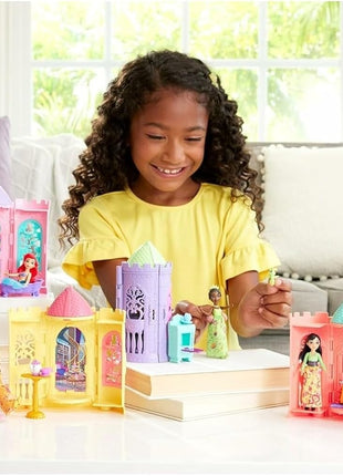 Mattel Disney Princess or Villains Tower Surprise Small Doll & Stacking Playset with 3-4 Accessories, Inspired by Movies (Characters May Vary)