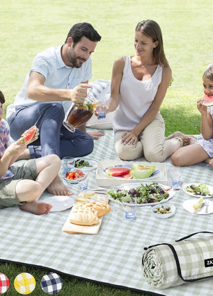 ZAZE Extra Large Picnic Outdoor Blanket, 80''x80'' Waterproof Foldable Blankets Gingham Picnic Mat for Beach, Camping Grass Lawn Park Accessories Cute Couple Gifts Ideas Wedding Registry(Green White)