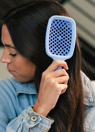 FHI Heat UNbrush Detangling Brush for Pain-Free Brushing on All Wet or Dry Hair Types — Durable DuoFlex Anti-Static Bristles, Lightweight Handle, Vented Hair Brush, Periwinkle Light Blue