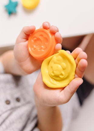 Melissa & Doug Created by Me! Cut, Sculpt, and Roll Modeling Dough Kit with 8 Tools and 4 Colors of Modeling Dough