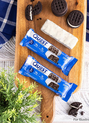 Quest Nutrition Crispy Cookies & Cream Hero Protein Bar, 18g Protein, 1g Sugar, 3g Net Carb, Gluten Free, Protein Snack, Keto Friendly, 12 Count