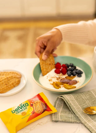 belVita Breakfast Bars Biscuits, Cranberry Orange, 8 Packs (4 Biscuits Per Pack)