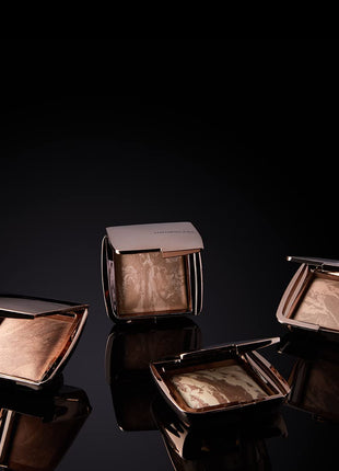 Hourglass Ambient Lighting Bronzer in Luminous Bronze Light. Highlighting Bronzer for a Natural Sun-Kissed Glow