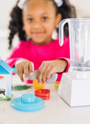 Melissa & Doug Smoothie Maker Blender Set with Play Food - 22 Pieces