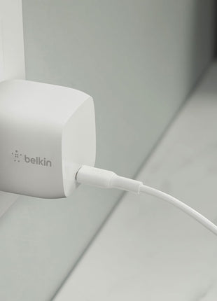 Belkin USB C Charger Block 30W - GaN Power Delivery - Fast Charging USB-C Charger for iPhone 17, Air, Pro, Pro Max, MacBook, iPad, AirPods, Apple Watch, Nintendo Switch 2 - White