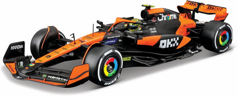 Bburago 1:24 Scale 2024 Formula Race McLaren MCL38 Diecast Vehicle with Helmet, Norris #4