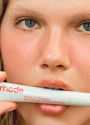 Rhode Peptide Lip Treatment in Strawberry Glaze Size: 10ml / .3 fl oz